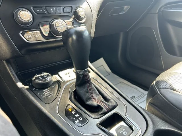 Used 2020 Beige Jeep Trailhawk image 50