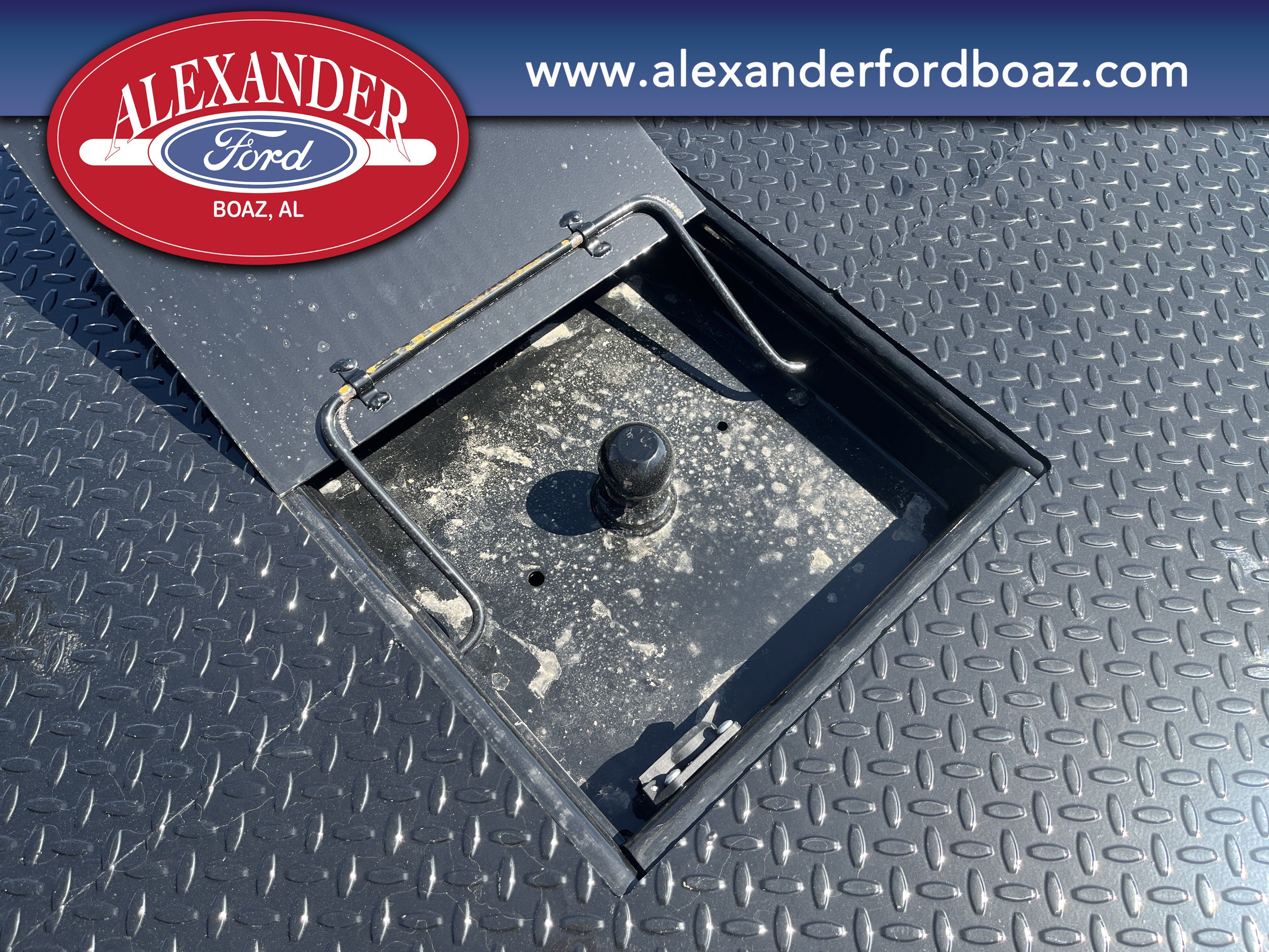 2025 Ford F-350 Super Duty Chassis Cab XL - Photo 9