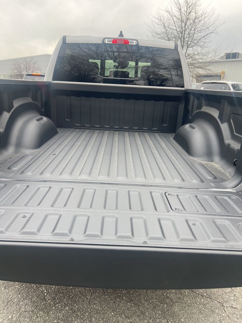 New 2026 Billet Silver Metallic Clear-Coat Exterior Paint RAM Laramie image 10