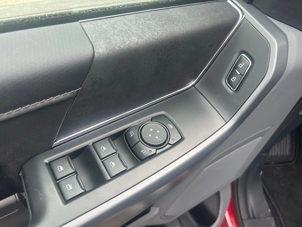 New 2026 Ruby Red Metallic Tinted Clearcoat Ford XLT image 19