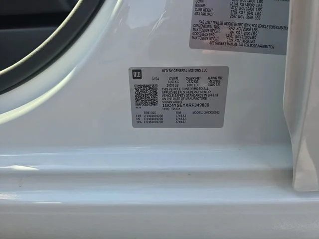 Used 2024 White Chevrolet Work Truck image 36