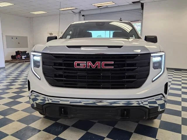 New 2026 Summit White GMC Pro image 2