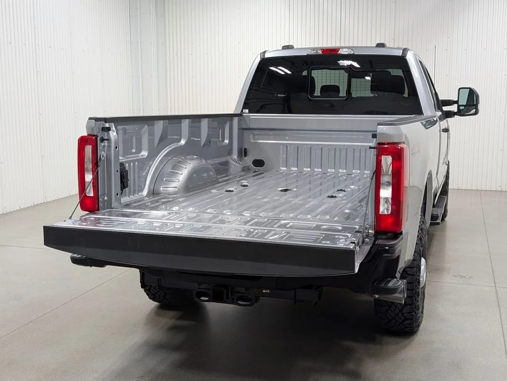 New 2026 Agate Black Metallic Ford F-250® XL image 24