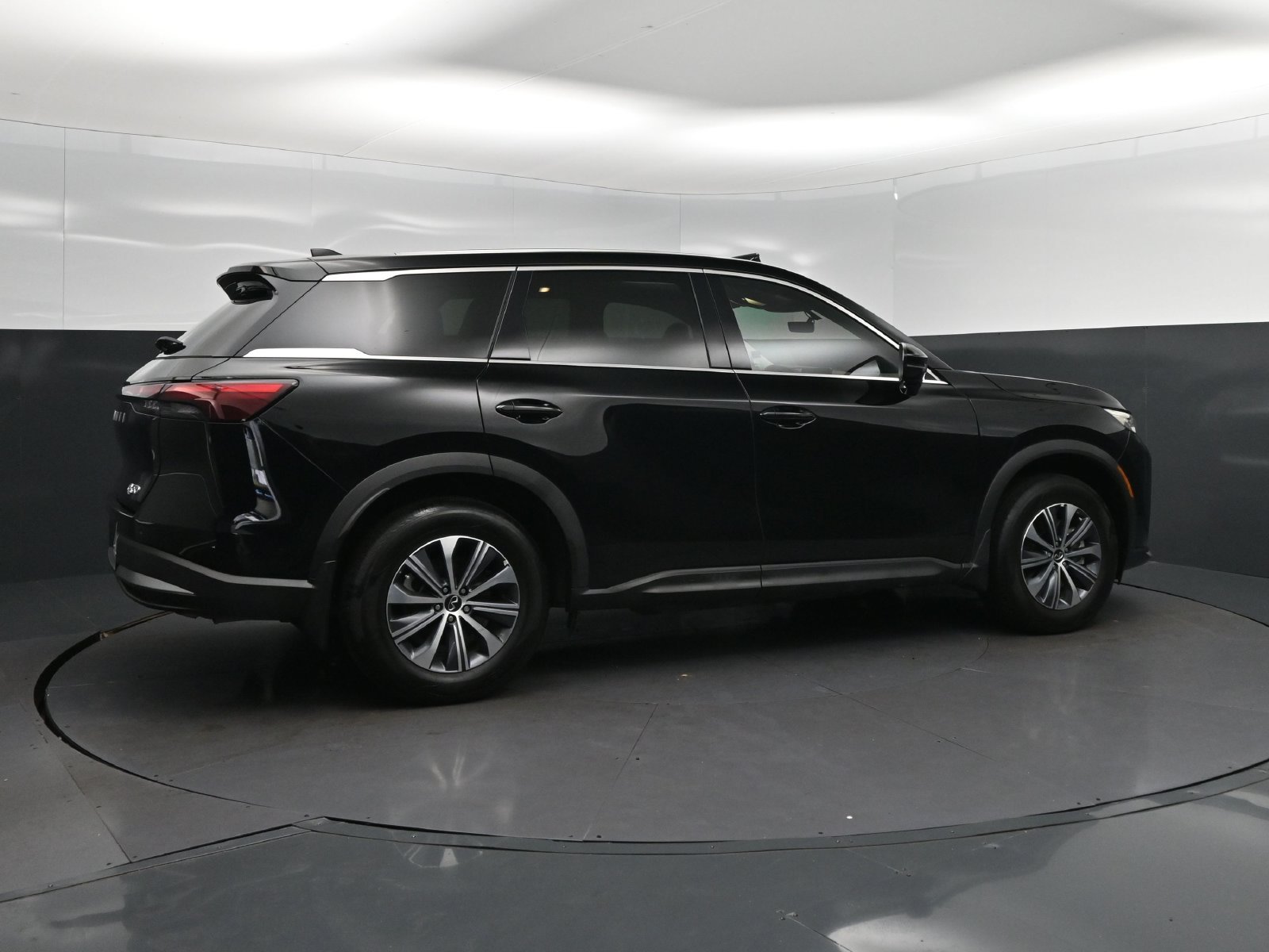 Used 2026 Black INFINITI PURE image 8