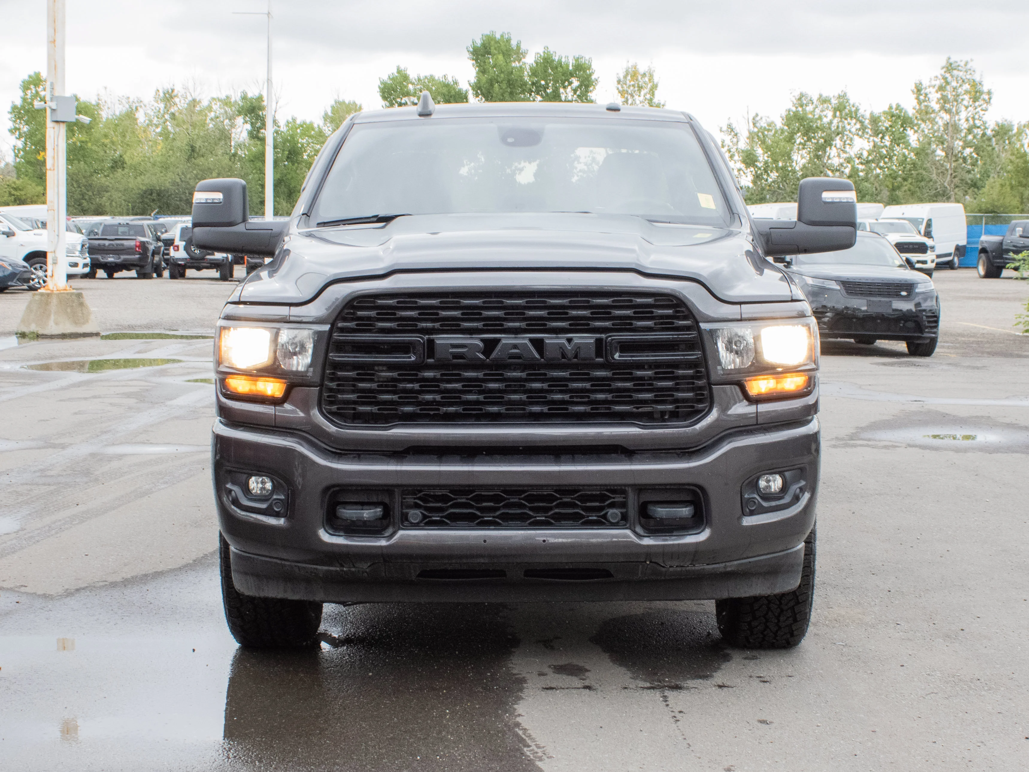 Certified Used 2024 Grey RAM Big Horn* | Crew Cab | Cummins Diesel | Night Edition | Apple CarPlay | Tonneau Cover | Alpine image 10