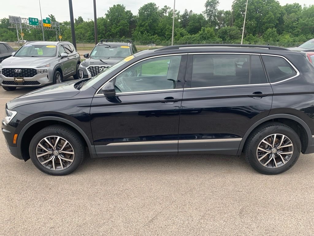 Used 2020 Volkswagen Tiguan SE with VIN 3VV3B7AX5LM123470 for sale in Menomonee Falls, WI