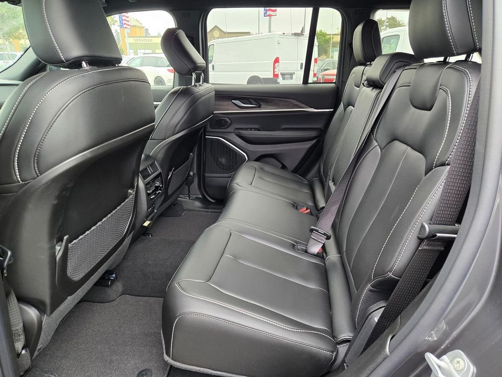 New 2026 Baltic Gray Metallic Clearcoat Jeep Limited image 7