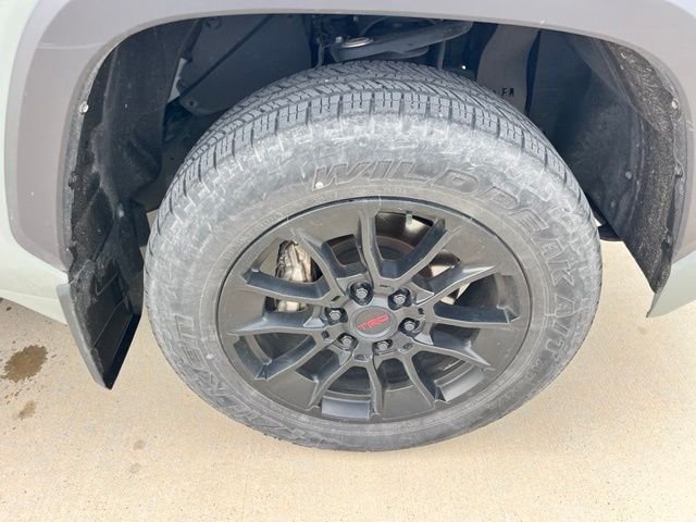 Used 2024  Toyota SR5 image 8