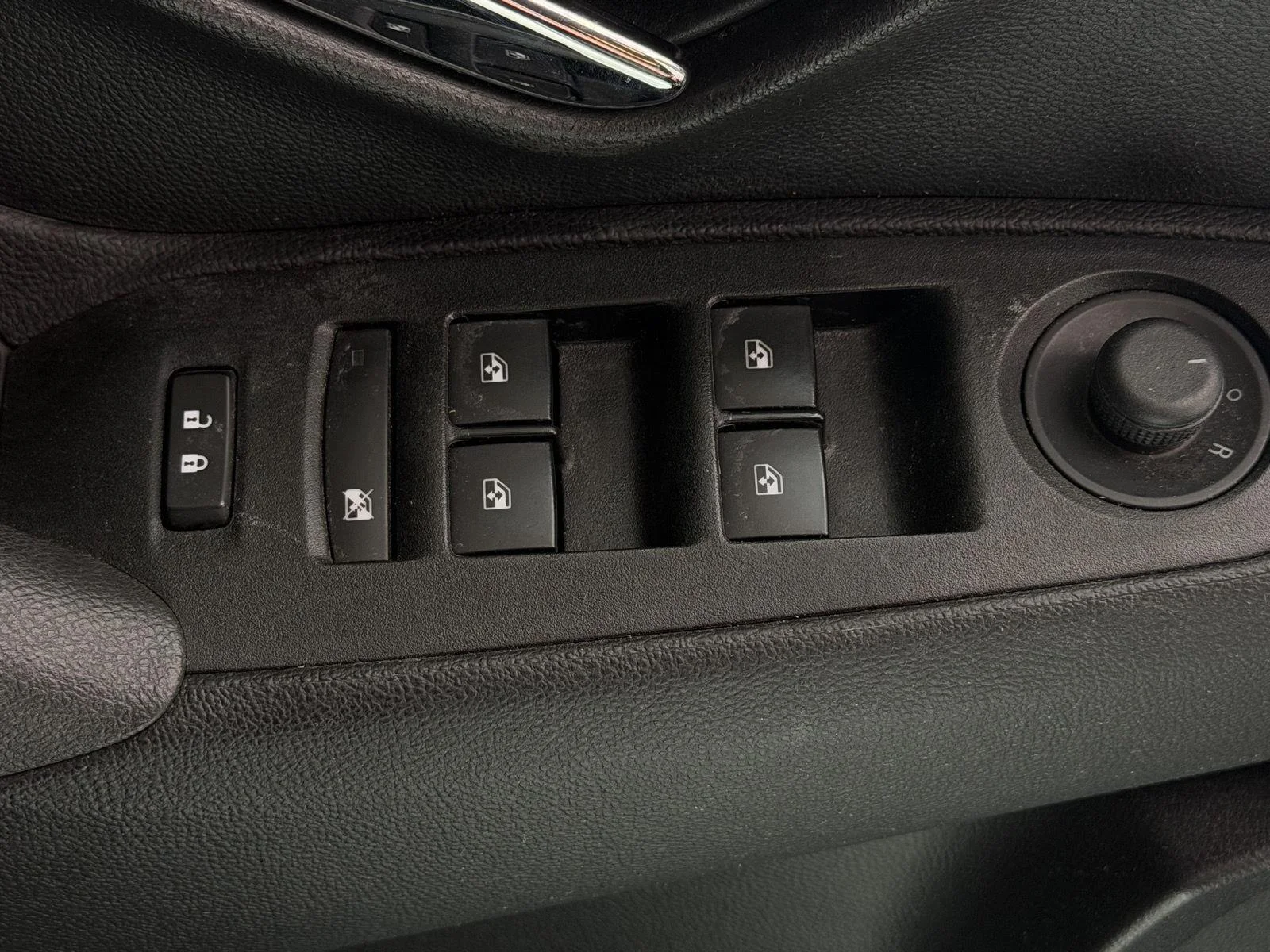 Used 2017 Mosaic Black Metallic Chevrolet LT image 9