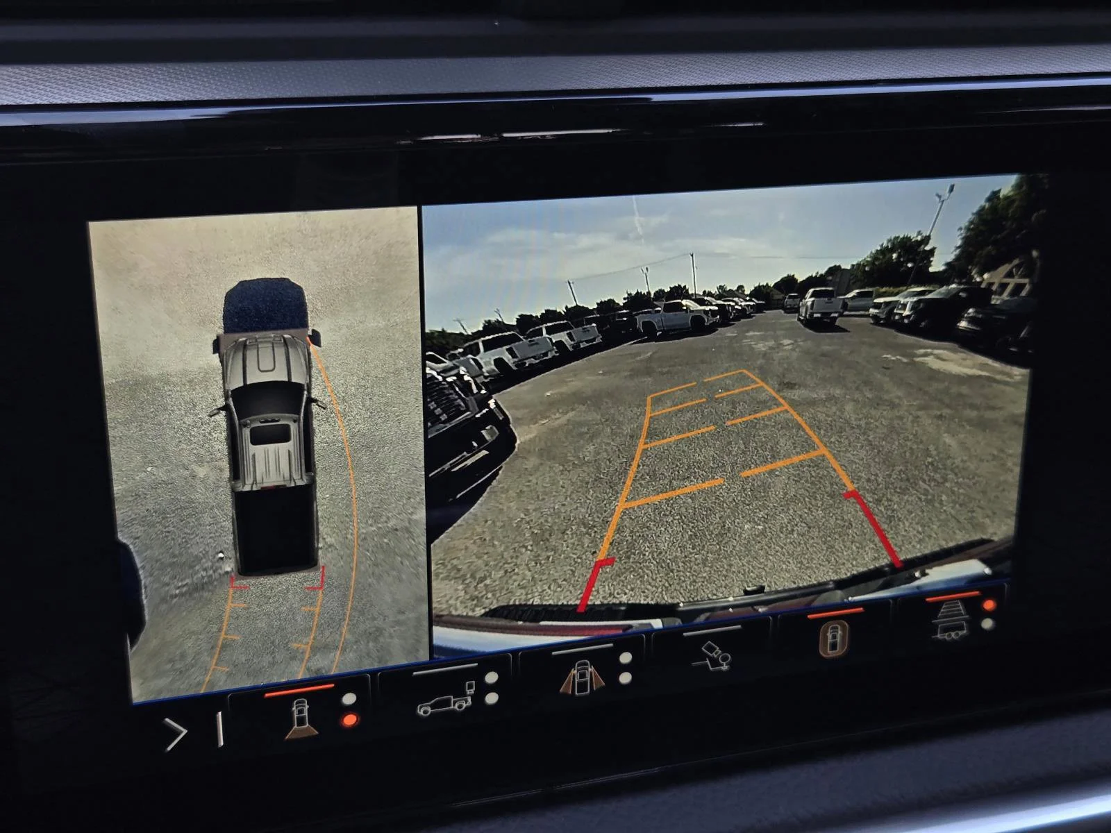 2026 GMC Sierra 2500HD Denali - Photo 11