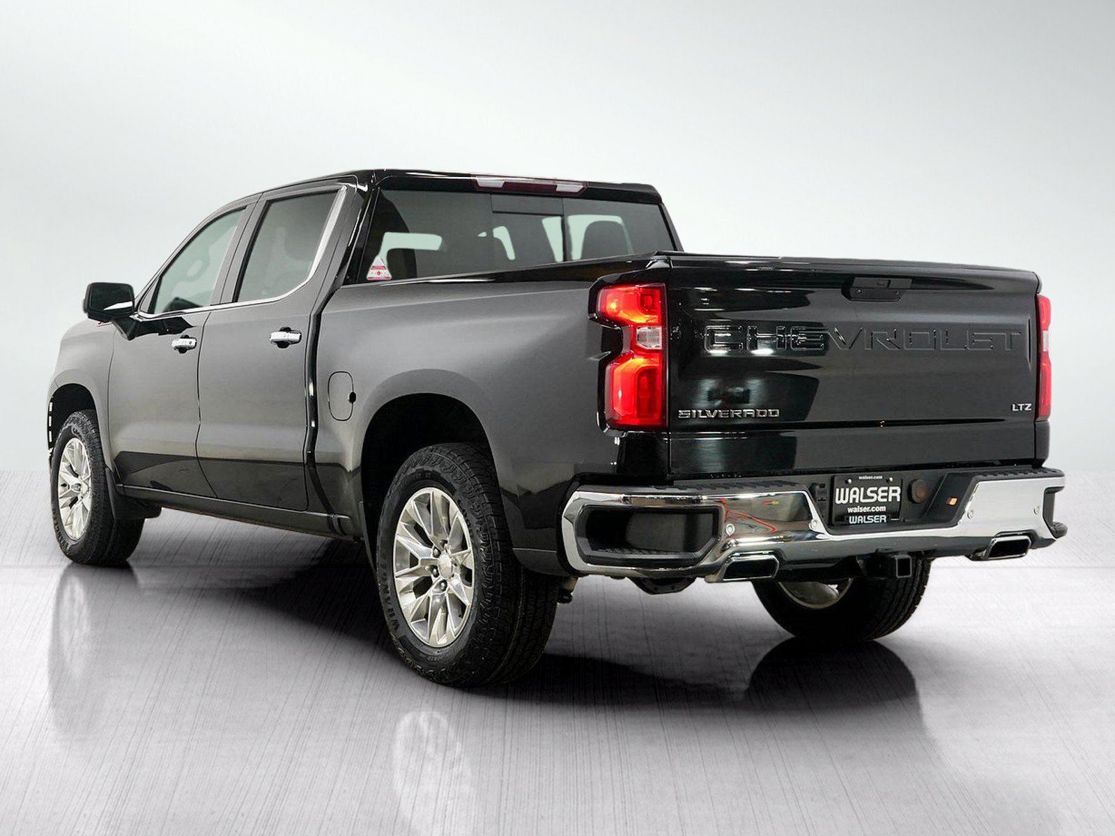 Used 2019 Black Chevrolet LTZ image 3