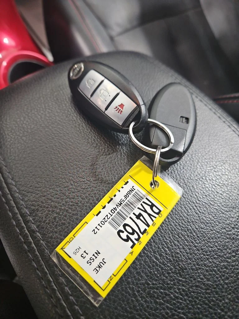 Used 2013 Red Nissan SL image 30