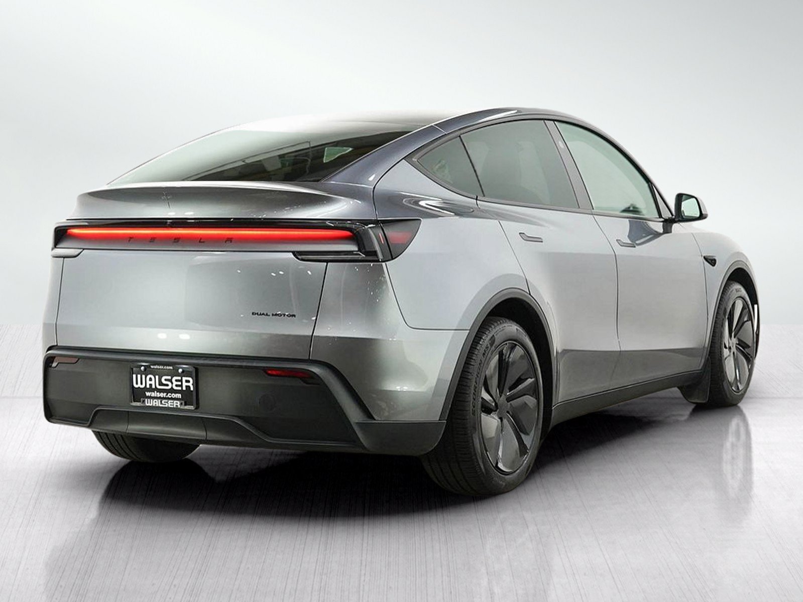 Used 2026 Gray Tesla Premium AWD image 5