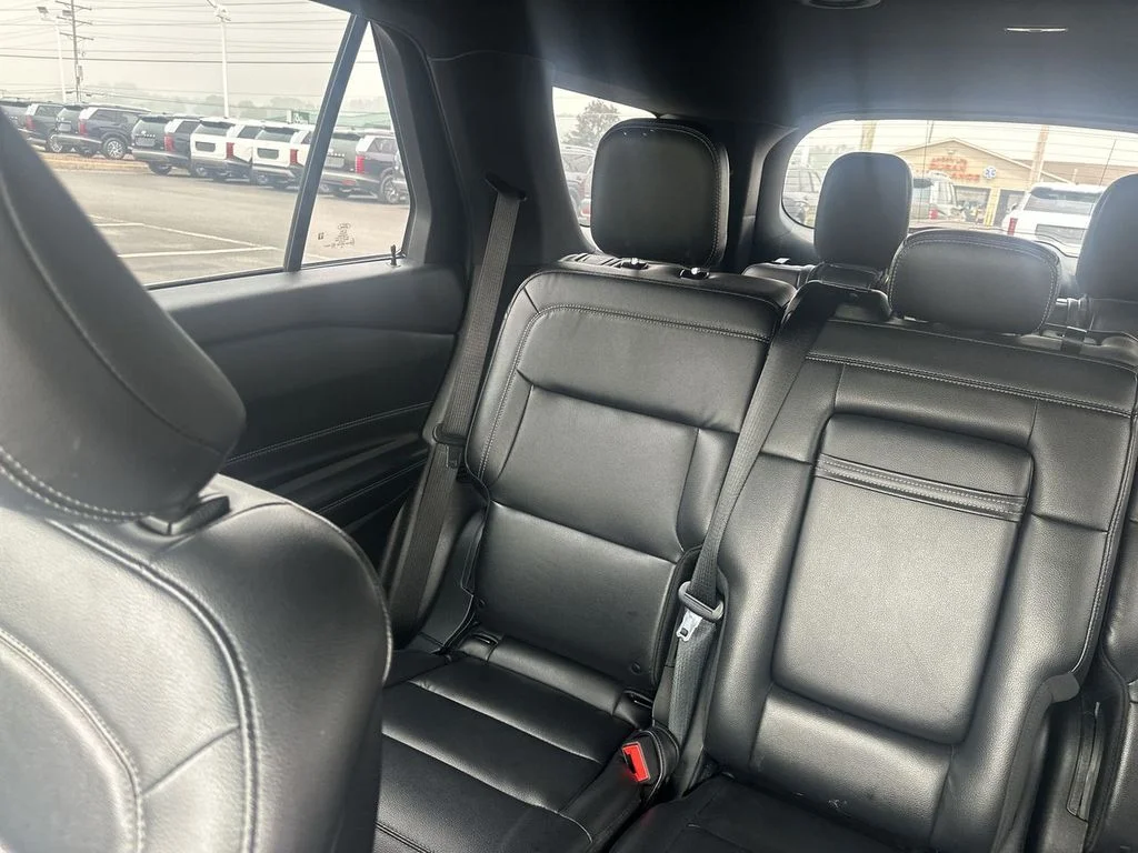 Used 2020 Gray Ford XLT image 12
