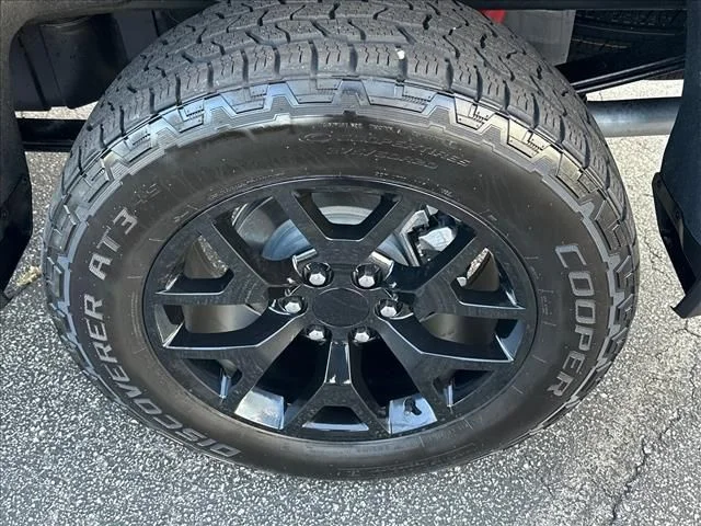 Used 2026 Black GMC AT4 image 35