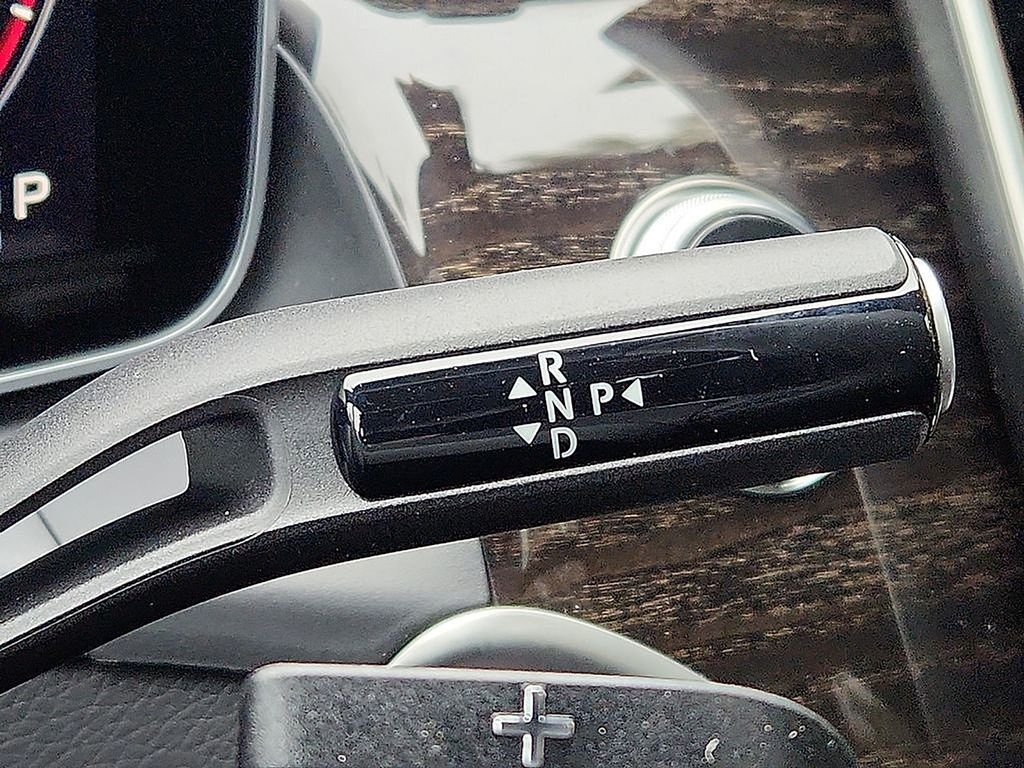 Used 2026 Polar White Mercedes-Benz GLC 300 image 10