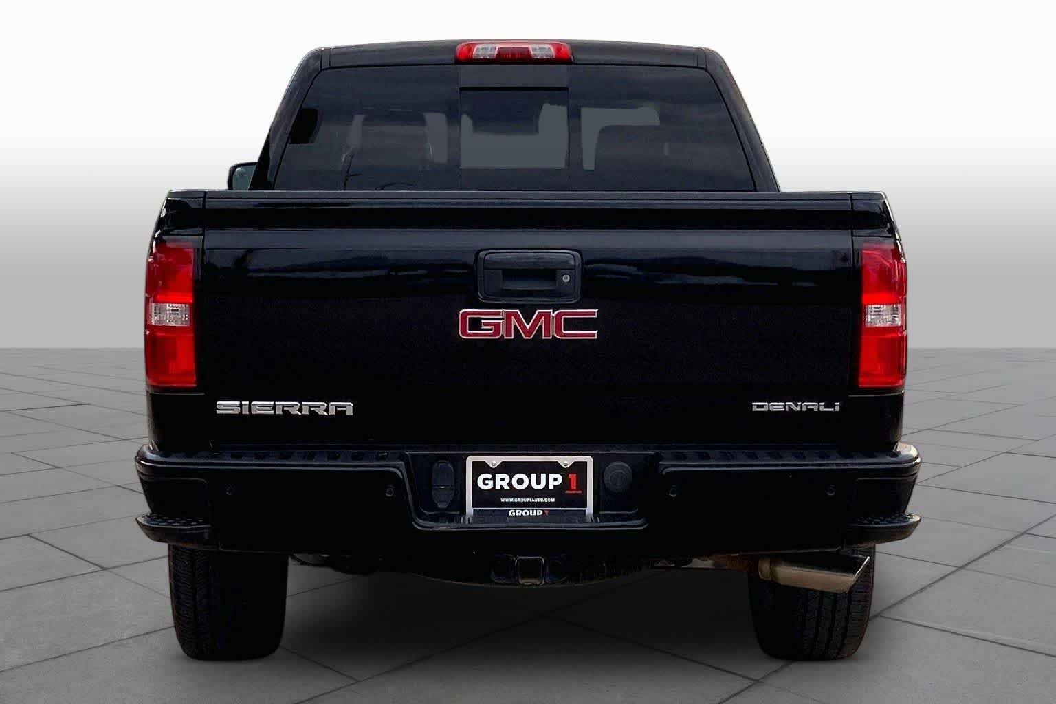 Used 2015 Onyx Black GMC Denali image 5