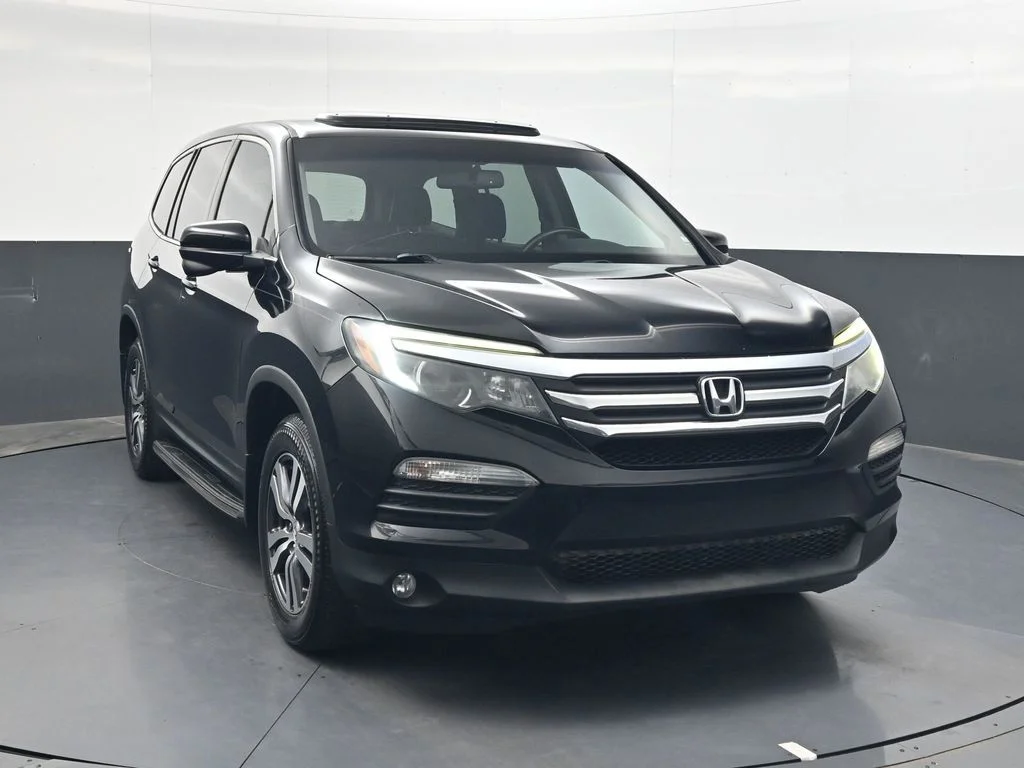 Used 2016  Honda EX-L image 4