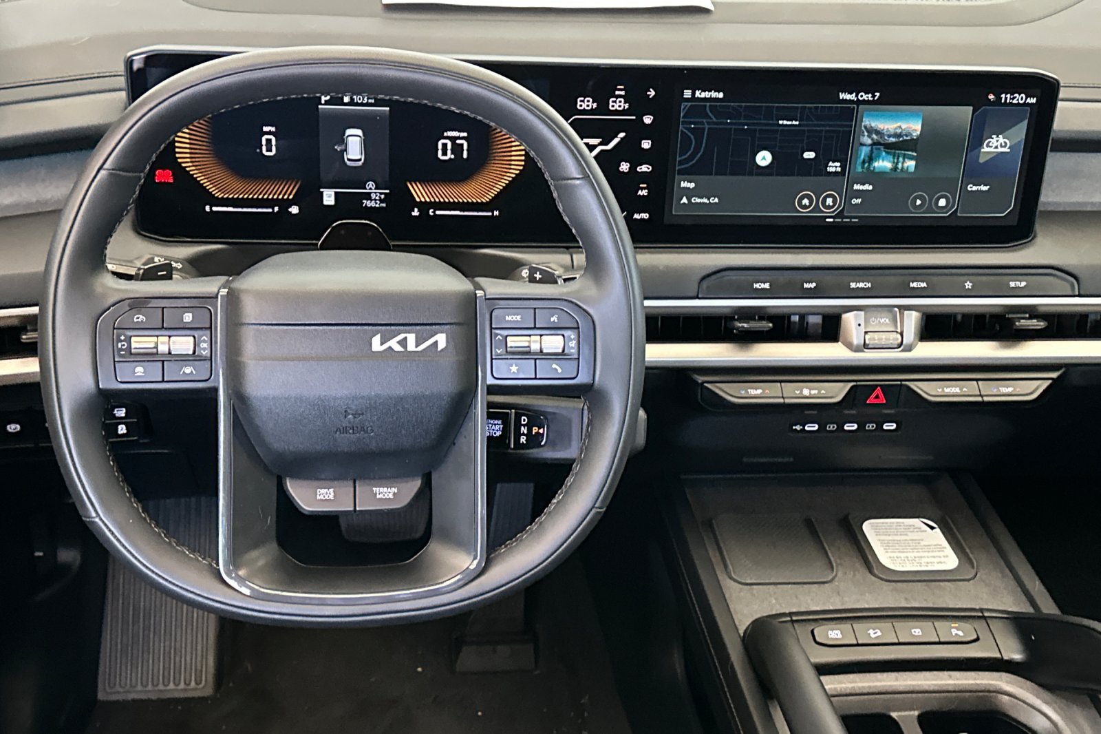 Used 2027 Black Kia S image 15