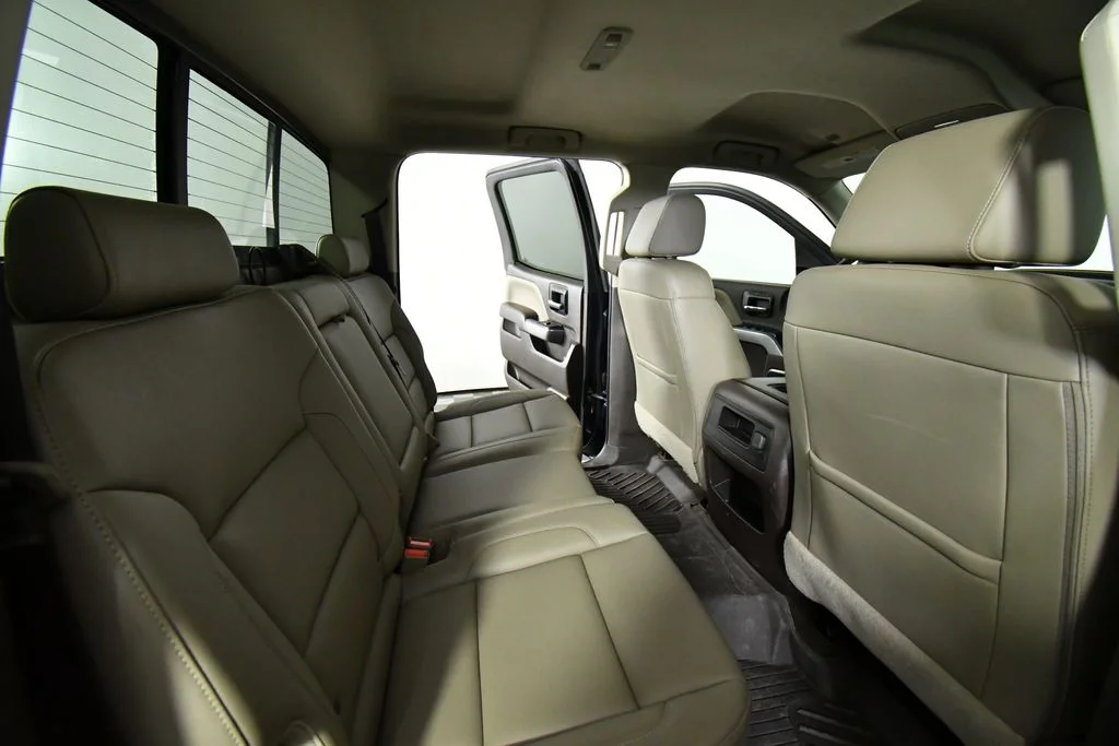 Used 2018 Blue Chevrolet LTZ image 23