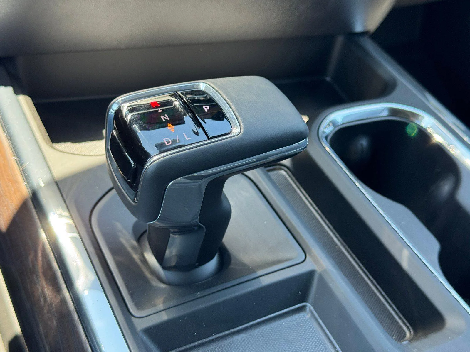 New 2026 Summit White GMC SLT image 22