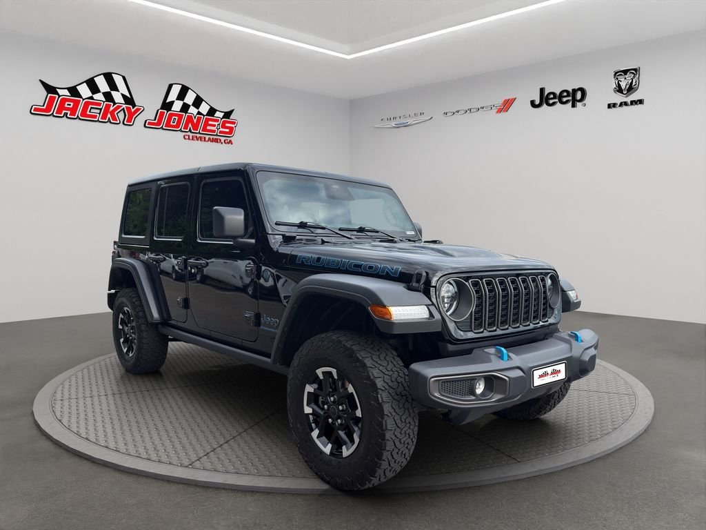 Used 2025 Black Clearcoat Jeep Rubicon image 13