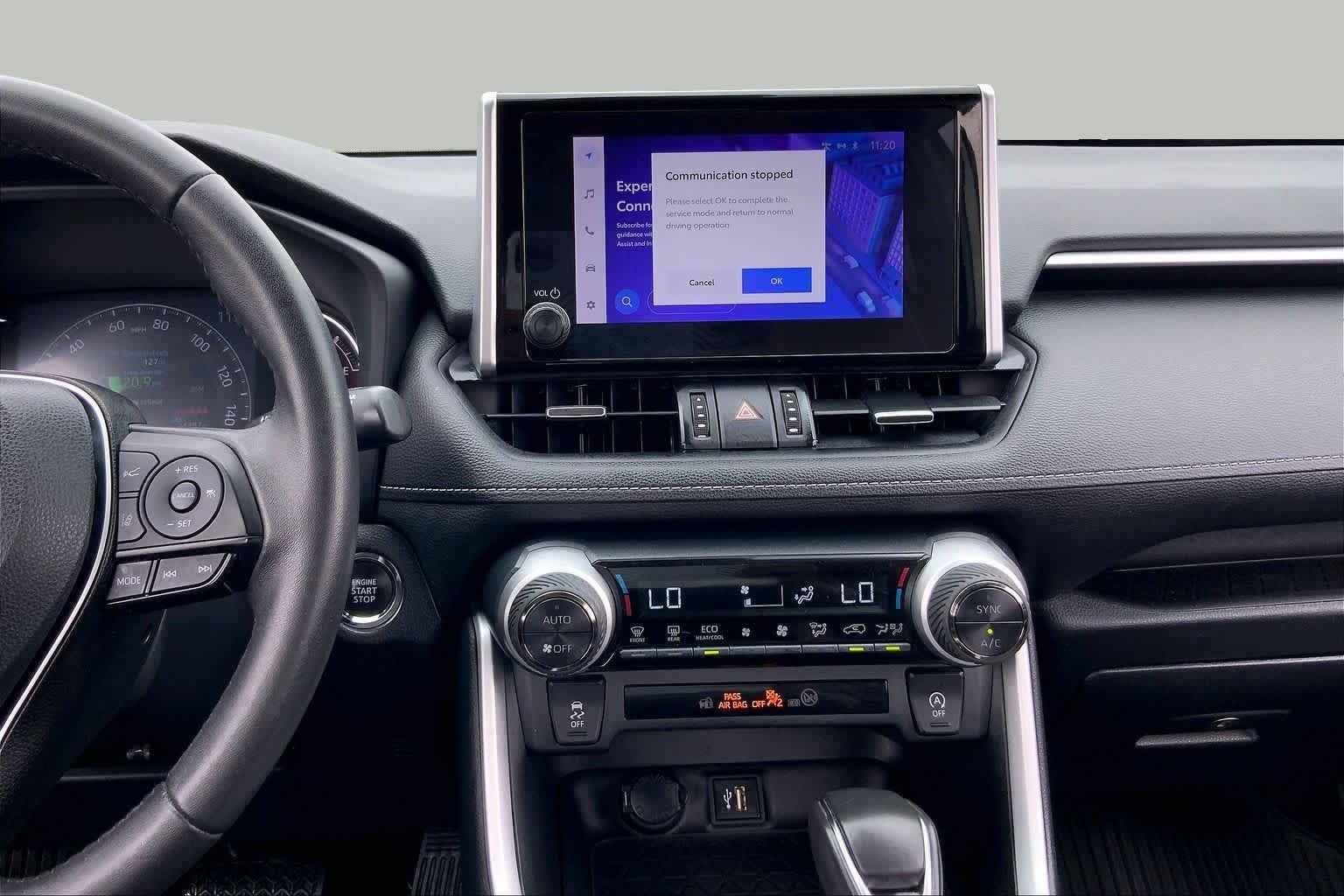 Used 2023 Wind Chill Pearl Toyota XLE Premium image 7