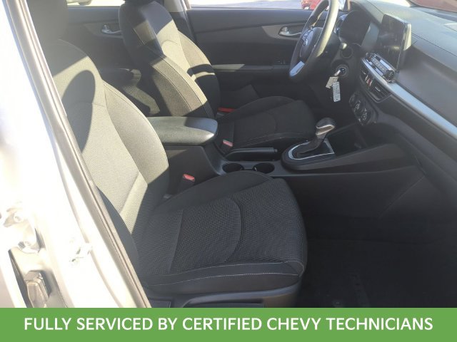 Used 2020 Silver Kia LXS image 37