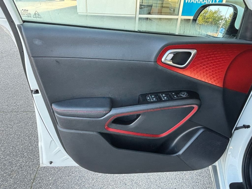 2023 Kia Soul GT-Line - Photo 24