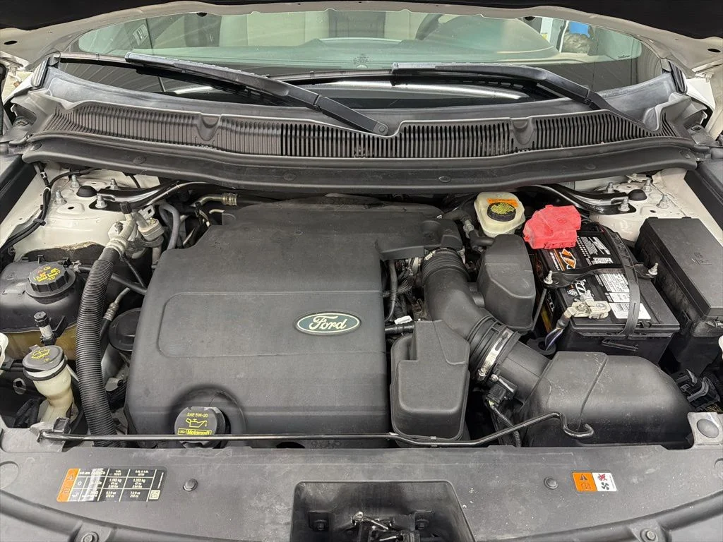 Used 2014 White Ford Base image 11