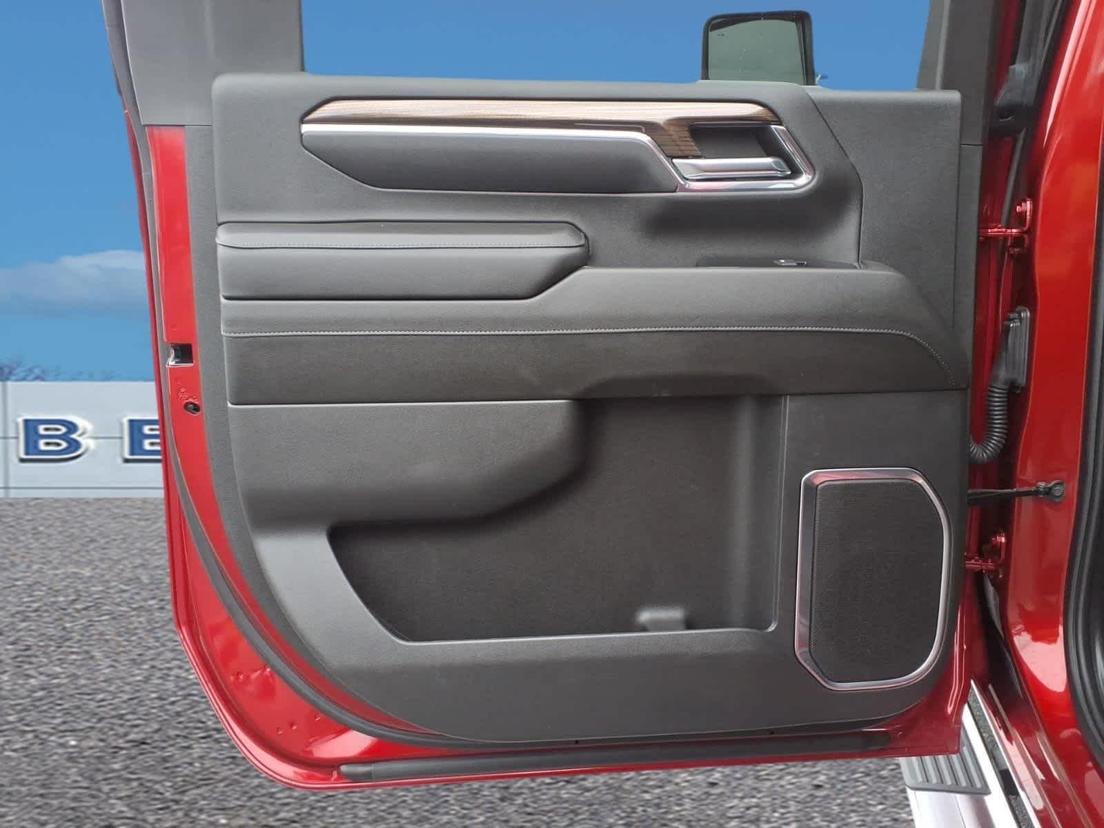 Used 2024 Radiant Red Tintcoat Chevrolet LT image 27