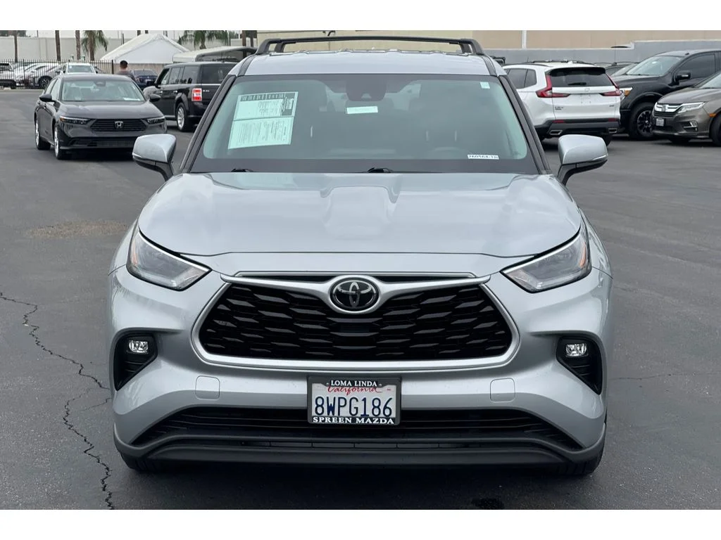 Used 2021 Celestial Silver Metallic Toyota LE image 10