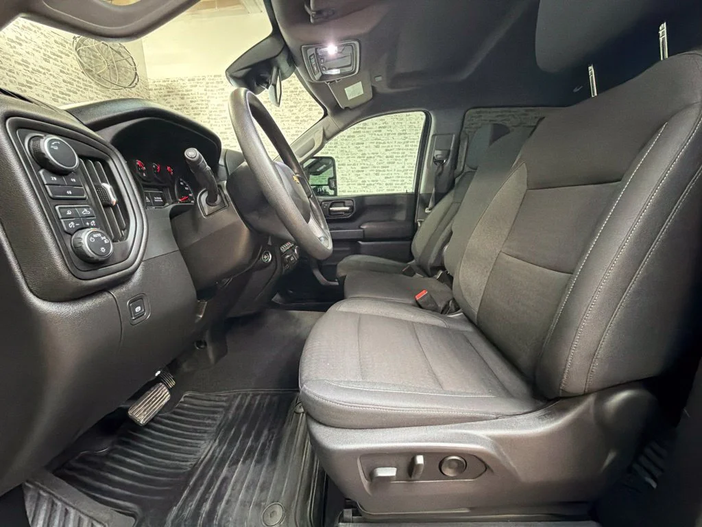 Used 2025 Sterling Gray Metallic Chevrolet Custom image 21