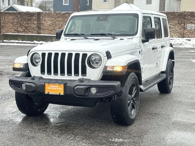 Certified Used 2022 White/off-white Jeep Unlimited Sahara Altitude image 3
