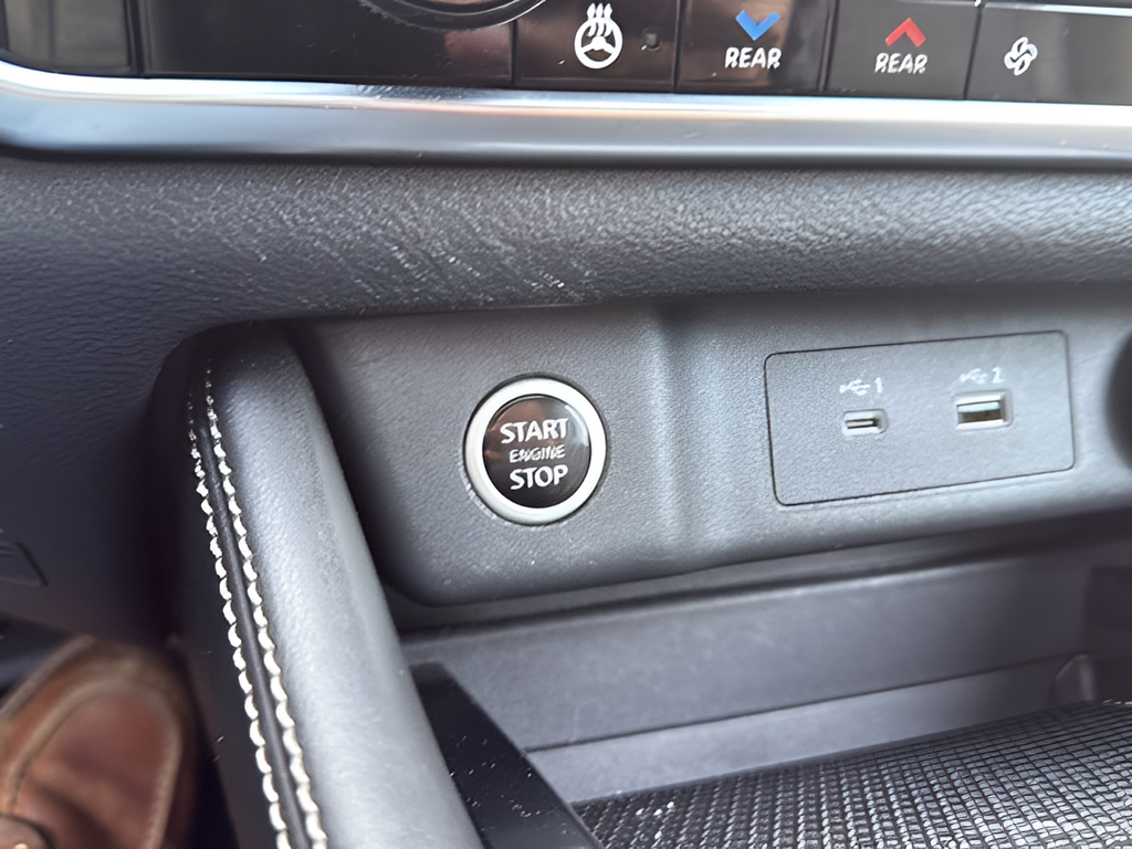 2023 Nissan Rogue SL - Photo 17