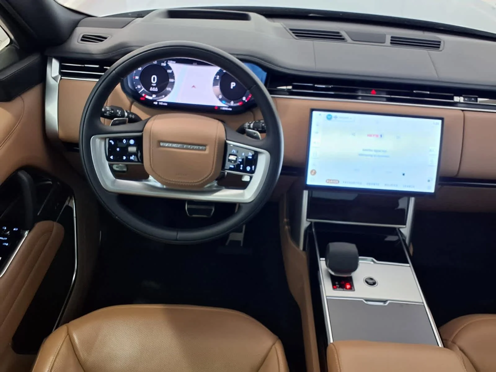 2025 Land Rover Range Rover SE - Photo 21