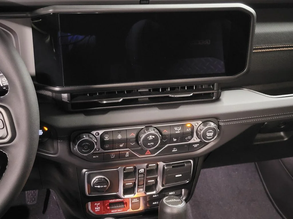 New 2026 Anvil Clearcoat Jeep Mojave image 8