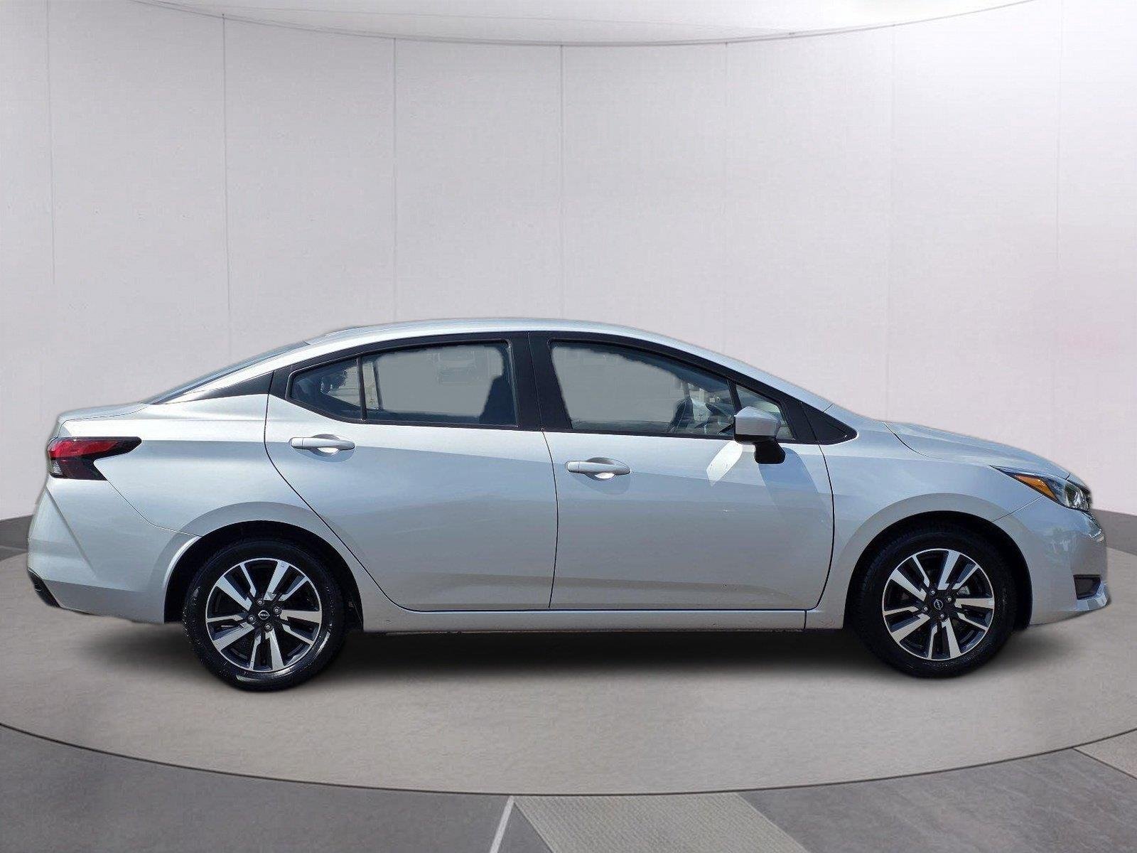 Used 2025 Brilliant Silver Metallic Nissan SV image 4