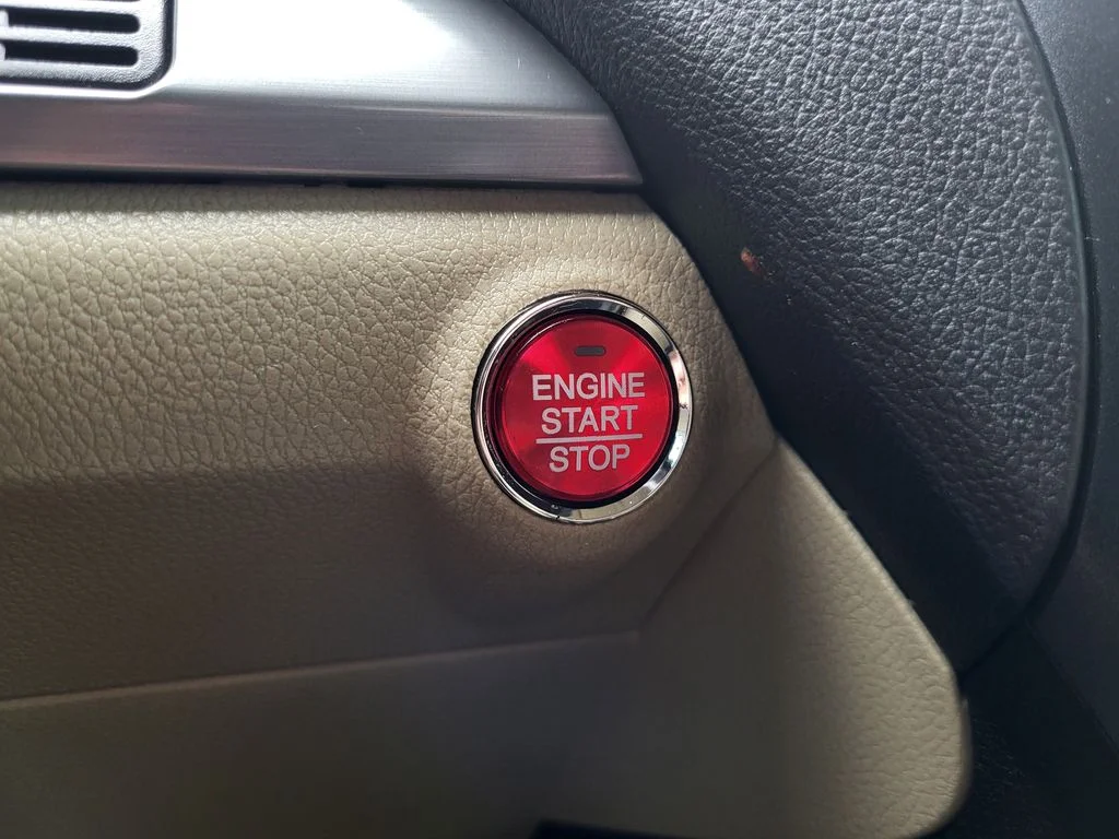 Used 2018 Maroon Acura w/Technology Pkg image 17