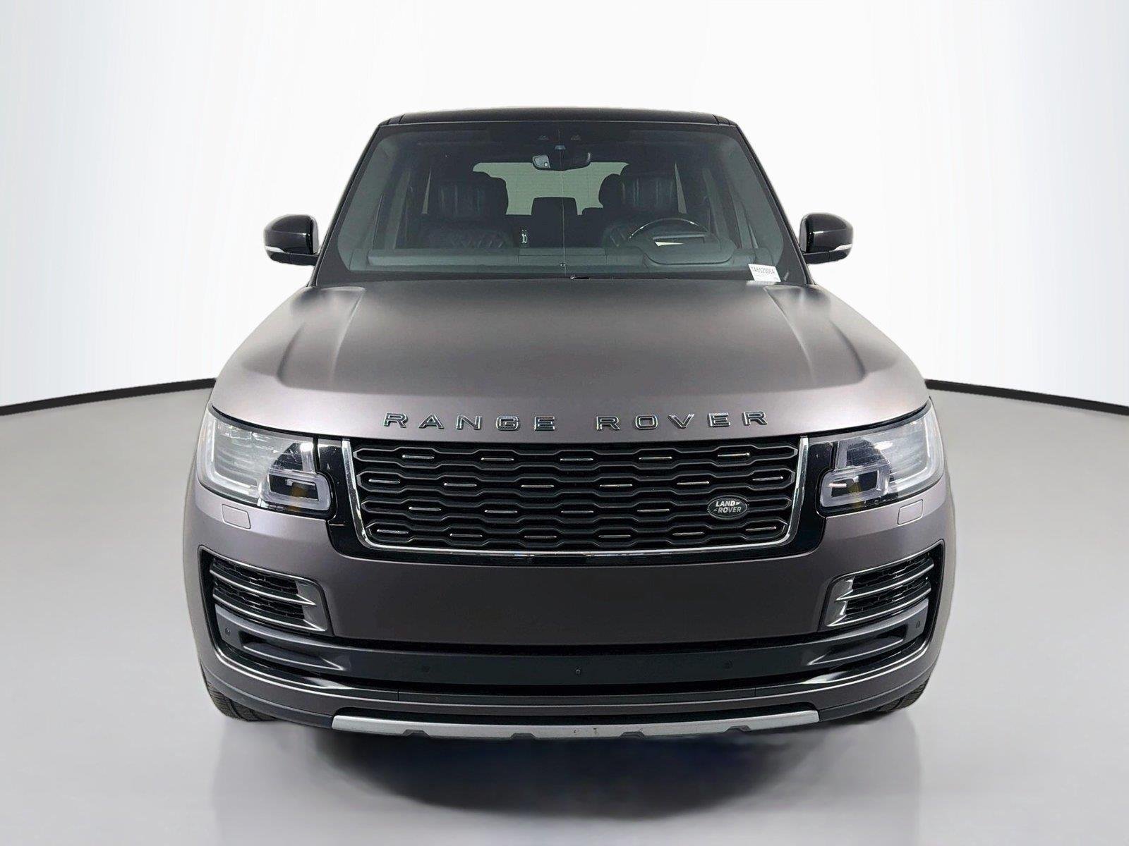 Used 2021 Scafell Grey Satin Land Rover SV Autobiography Dynamic image 2