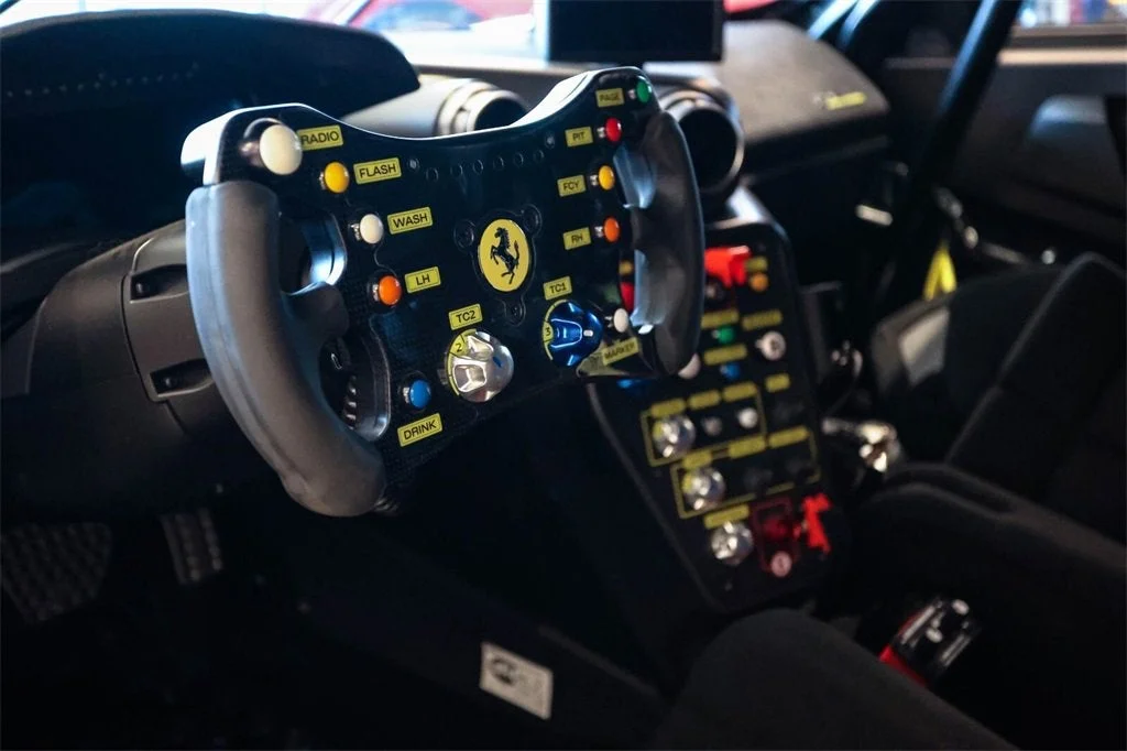 Used 2023 Giallo Modena Ferrari  image 21