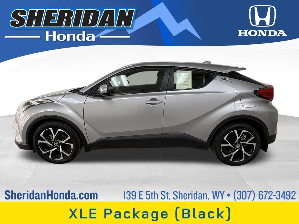 2019 Toyota C-HR XLE's photo