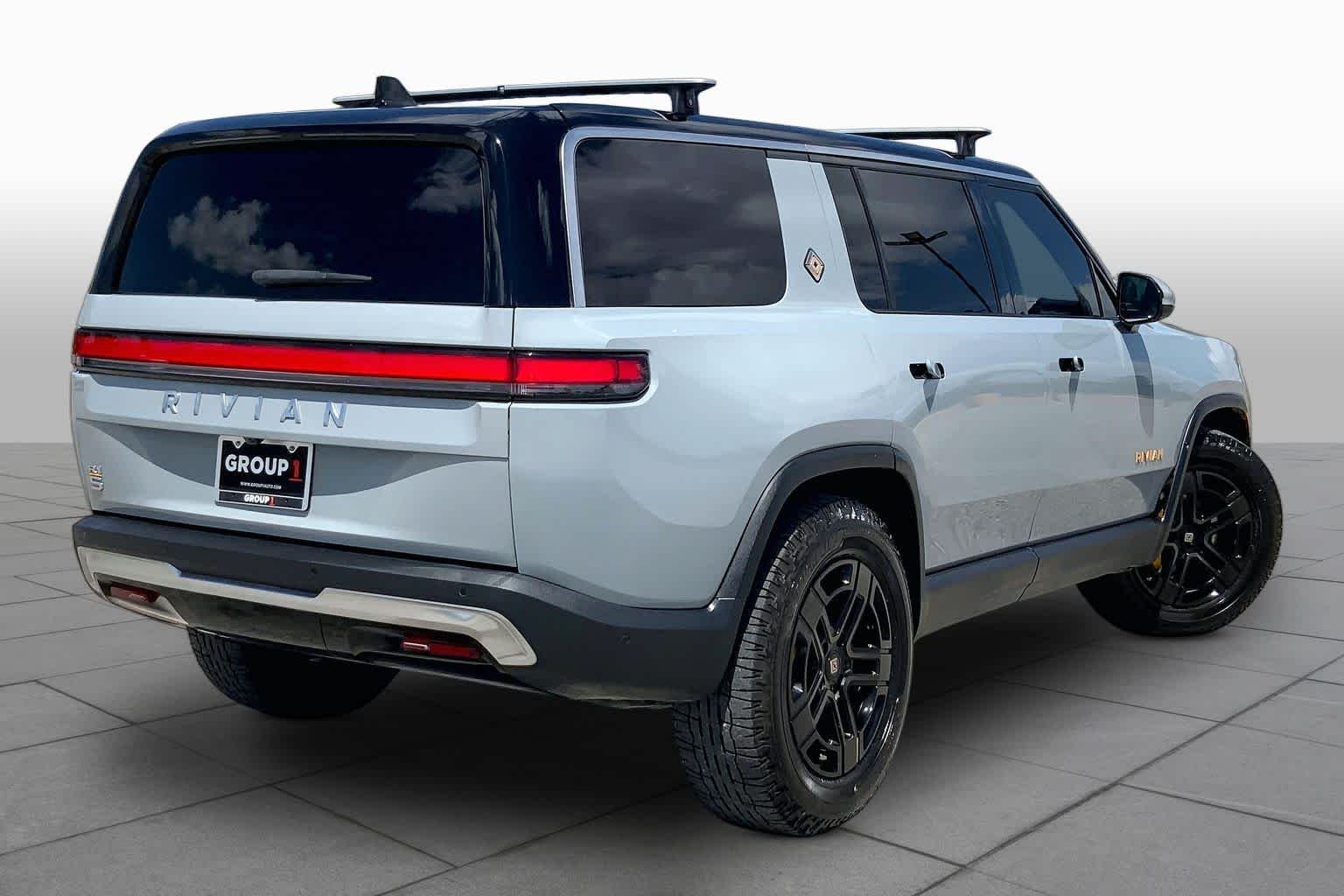 Used 2023 Limestone Rivian Adventure image 12