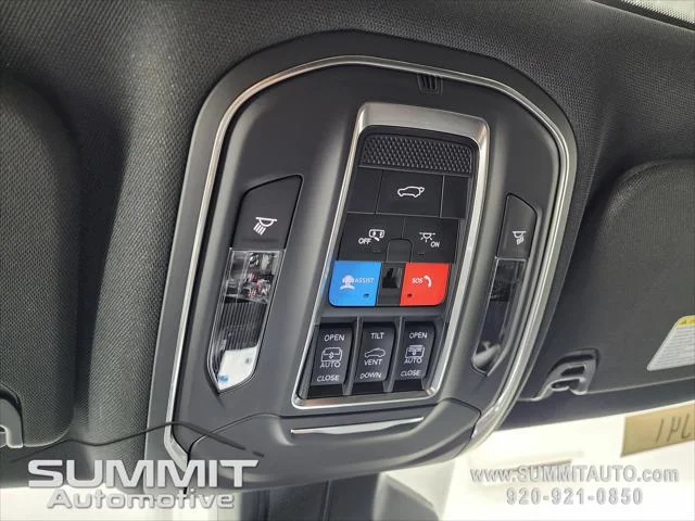 New 2026 High Gloss Black Exterior Paint Jeep Grand Wagoneer image 69