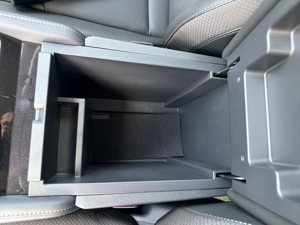 New 2026 Nissan Pathfinder SL 4D Sport Utility