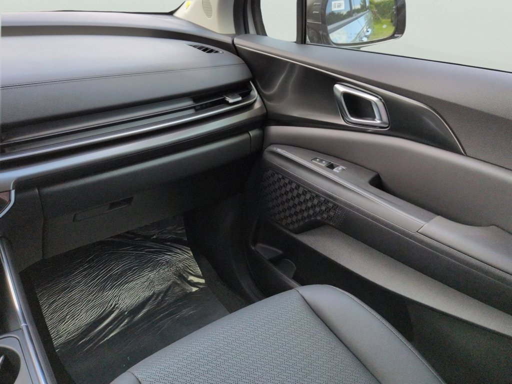 New 2026 Ceramic Silver Kia SX Prestige image 17