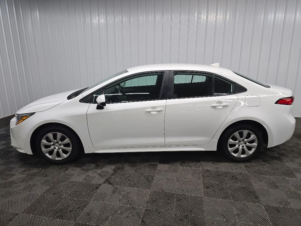 Used 2024 White Toyota LE image 5