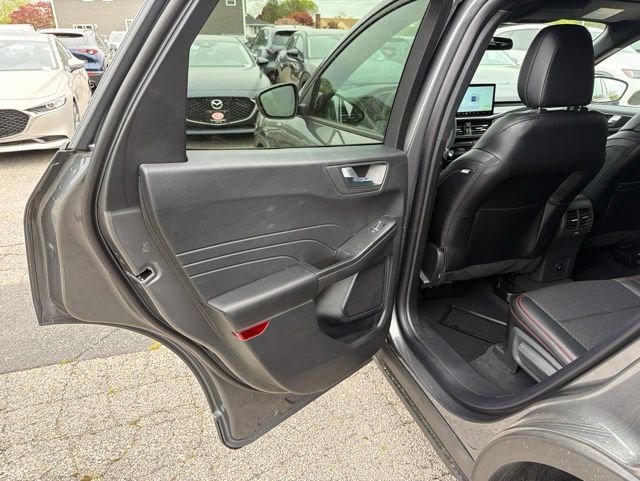 2026 Ford Escape ST-Line - Photo 10