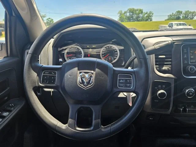 Used 2018  Ram Tradesman image 14