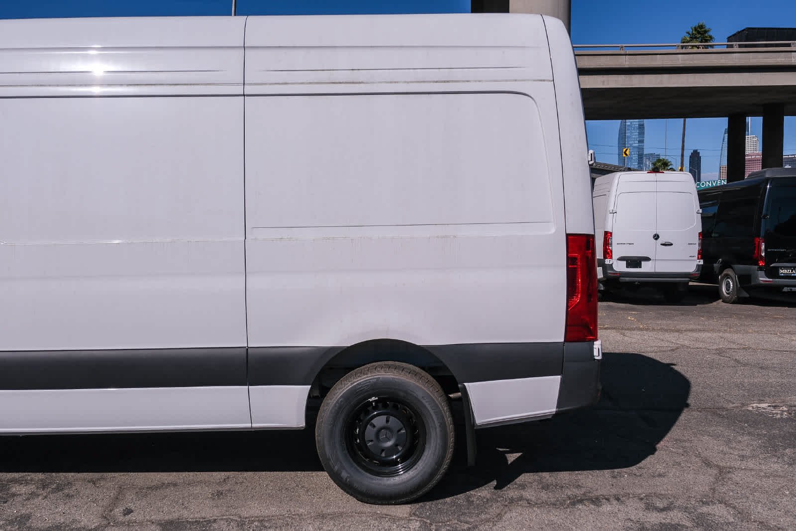 New 2025 Arctic+White Mercedes-Benz Cargo 144 WB  RWD 2.0L 4-Cylinder image 8